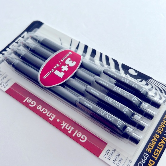 🆕 NEW Black Gel Retractable Pen with No Smears or Smudges, Fast Dry (0.7mm) - Picture 6 of 6